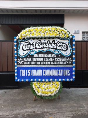 Papan Bunga Duka di Pebatuan